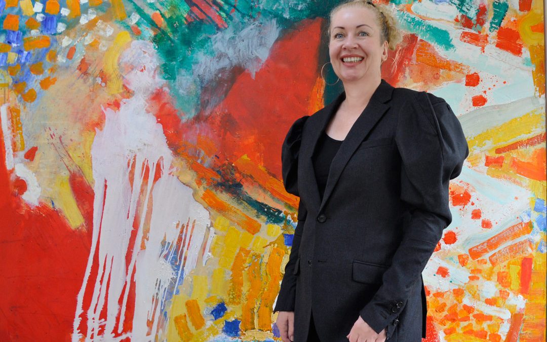 Re-fashioning a man’s single breasted suit into ladies Leg-o-mutton jacket